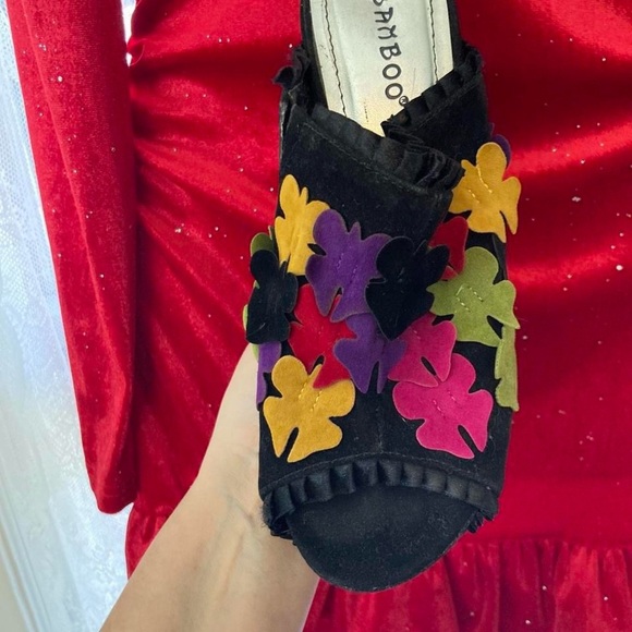 Black Suede Wedges with Colorful Butterfly Accents Bamboo 6 1/2 - Picture 3 of 8